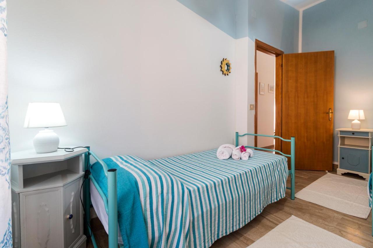 White Rose Suite Apartment Cala Gonone Εξωτερικό φωτογραφία