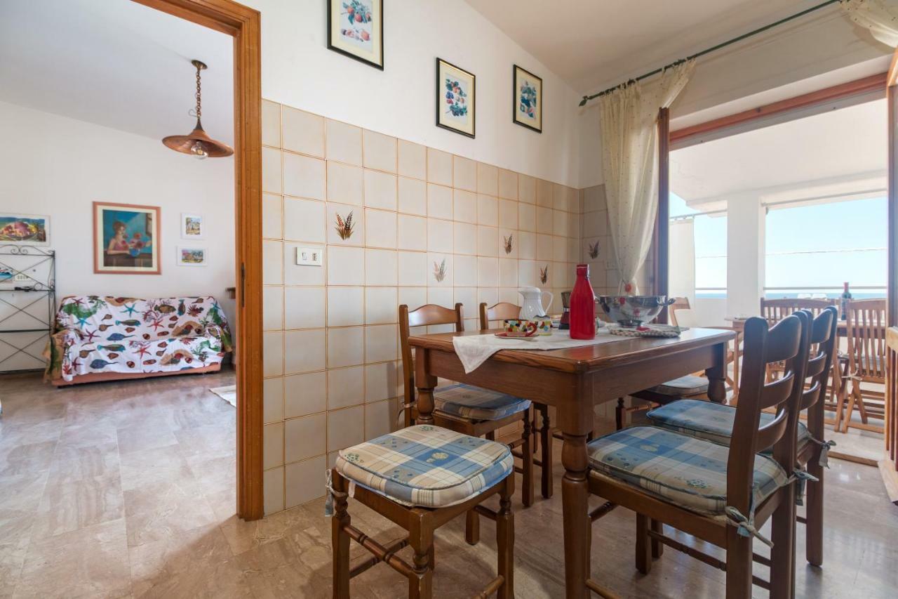 White Rose Suite Apartment Cala Gonone Εξωτερικό φωτογραφία