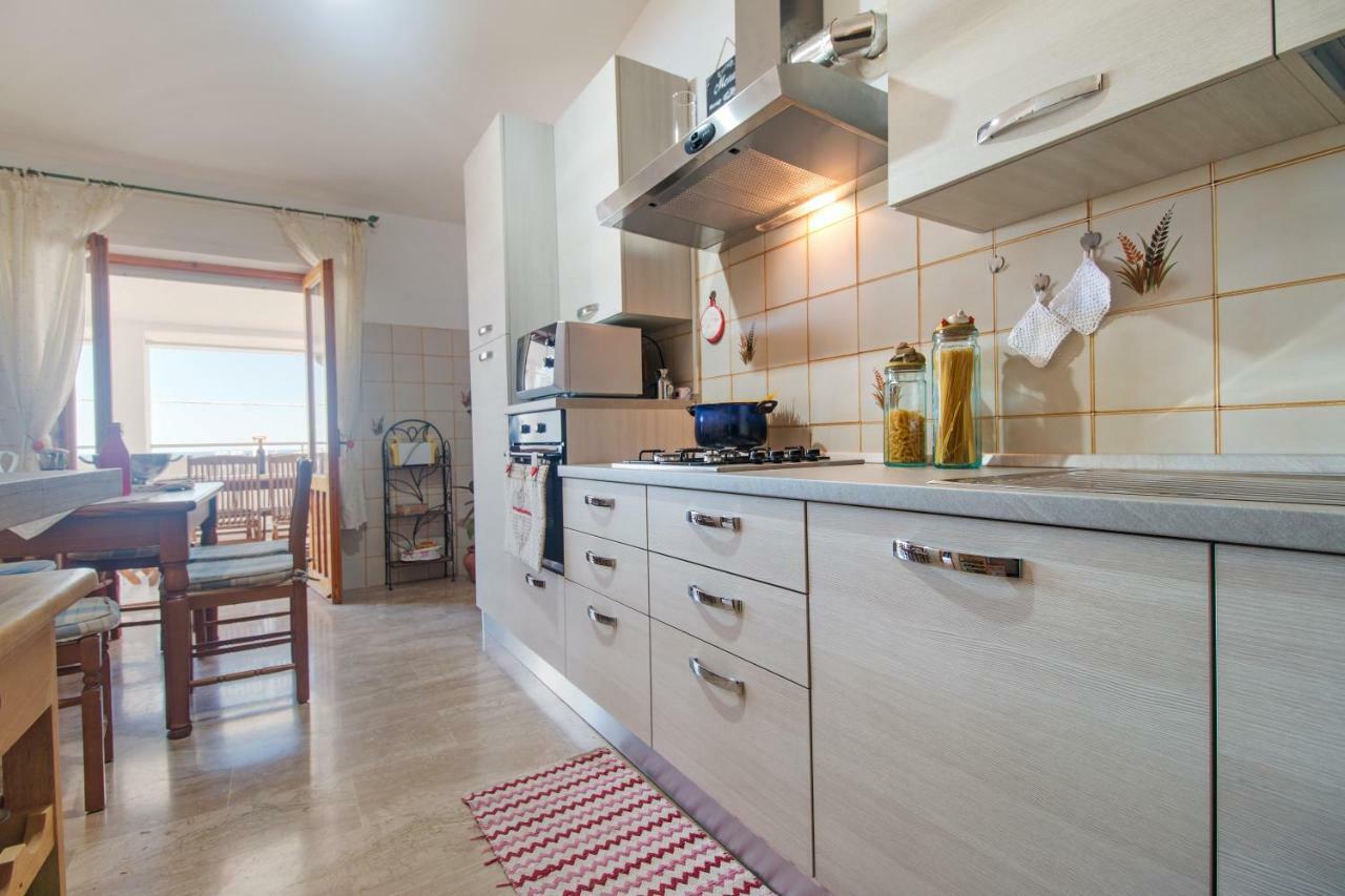 White Rose Suite Apartment Cala Gonone Εξωτερικό φωτογραφία