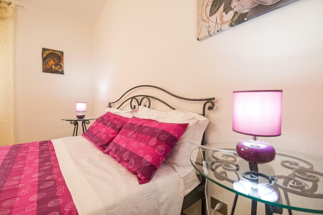 White Rose Suite Apartment Cala Gonone Εξωτερικό φωτογραφία