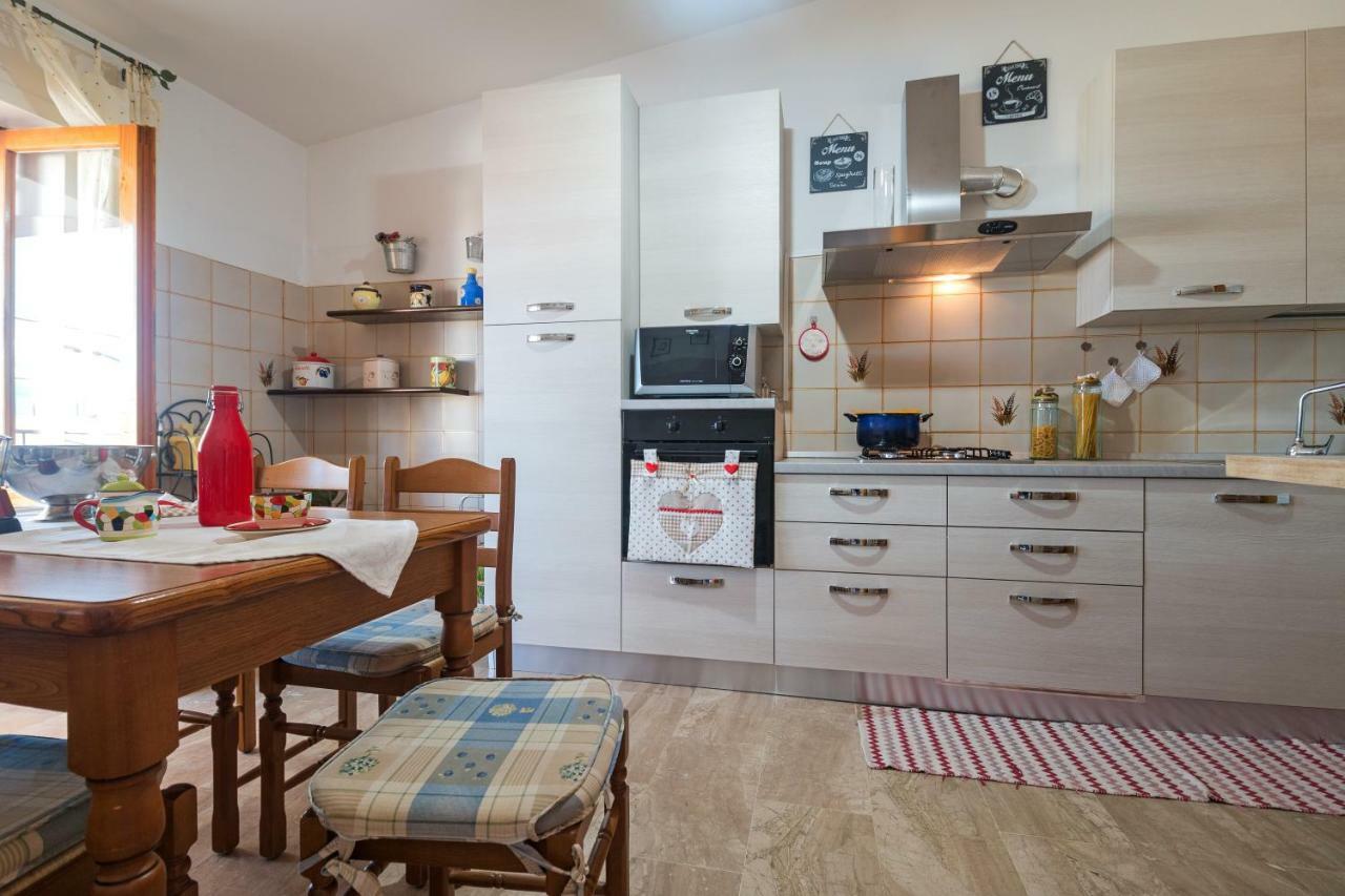 White Rose Suite Apartment Cala Gonone Εξωτερικό φωτογραφία